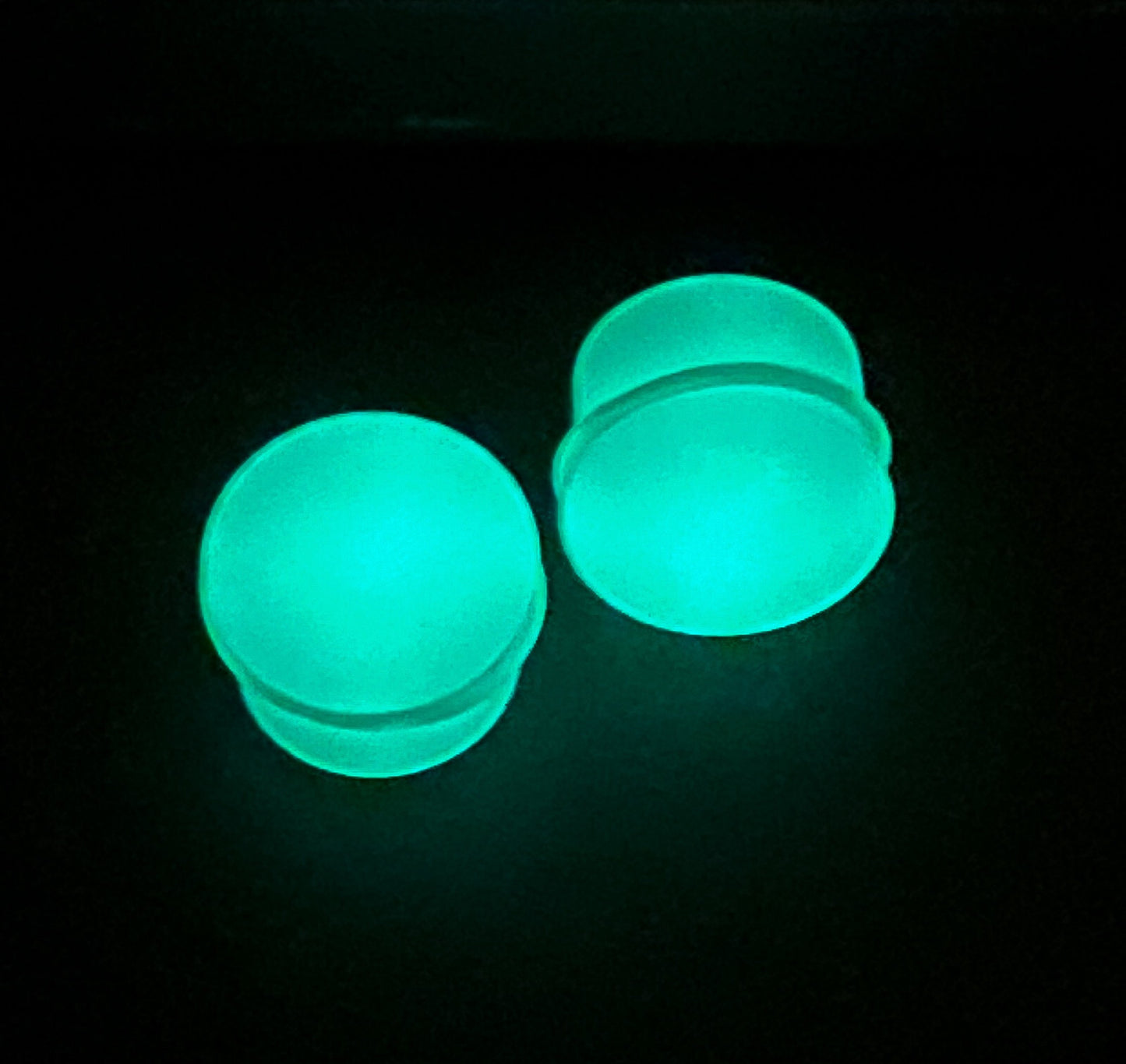 PAIR Glow in the Dark Stone Tunnels Single Flare Plugs Earlets Gauges