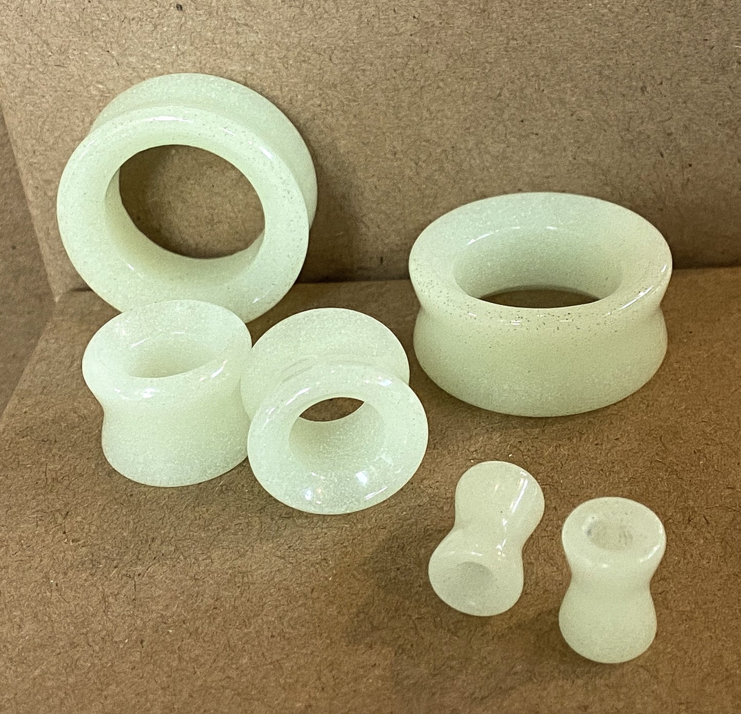 PAIR Glow in the Dark Stone Tunnels Double Flare Plugs Earlets Gauges