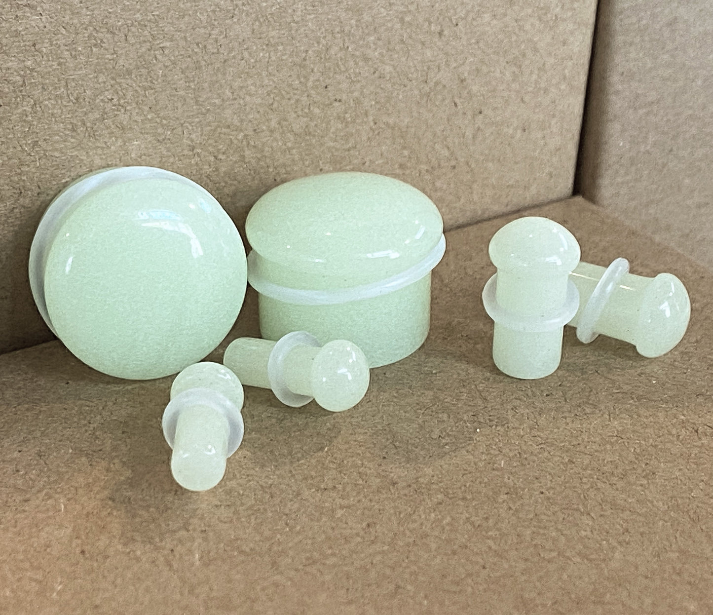 PAIR Glow in the Dark Stone Tunnels Single Flare Plugs Earlets Gauges
