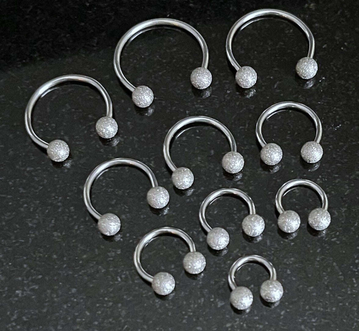 1pc Surgical Steel 16g Frosted Balls Circular Horseshoe Barbell Lip Septum