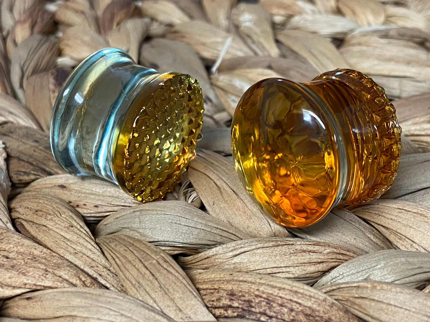 PAIR Honey Comb Design Glass Plugs Honeycomb