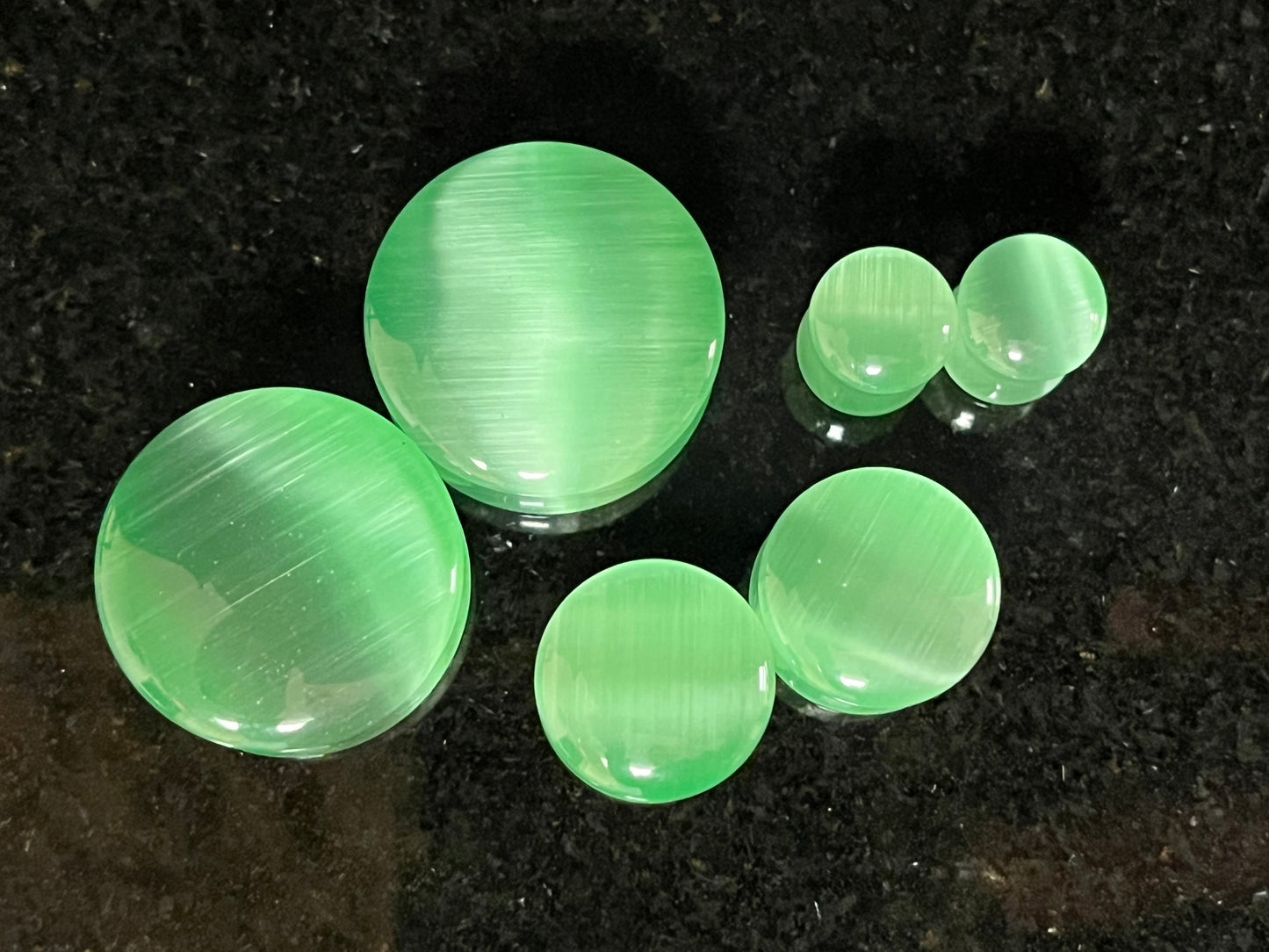 PAIR  Green Cat Eye Stone Double Flare Plugs Tunnels Earlets Gauges Body Jewelry