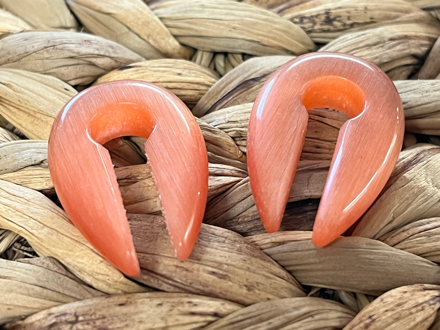 PAIR Red Orange Cat Eye Keyhole Hanger Ear Weight Plug Gauge Tunnel Stone Gauges