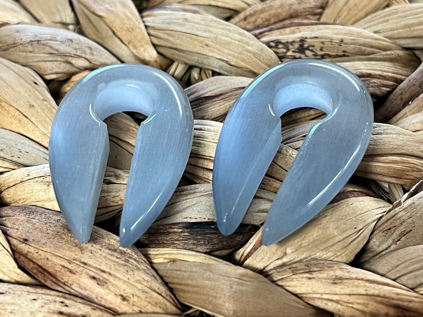 PAIR Grey Cat Eye Keyhole Hanger Ear Weight Plug Gauge Tunnel Gray Stone Gauges