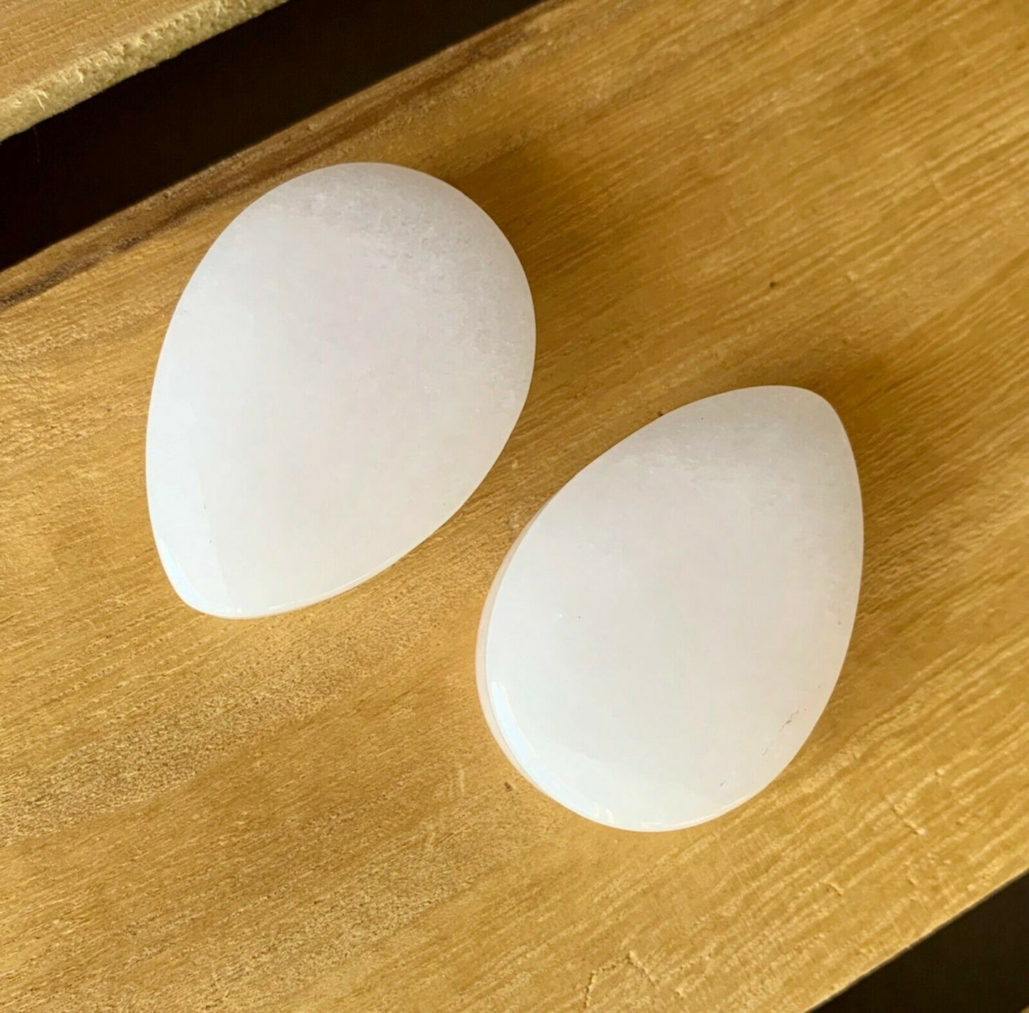 PAIR Teardrop White Jade Stone Plugs Tear Drop Ear Piercing Earlets Gauges